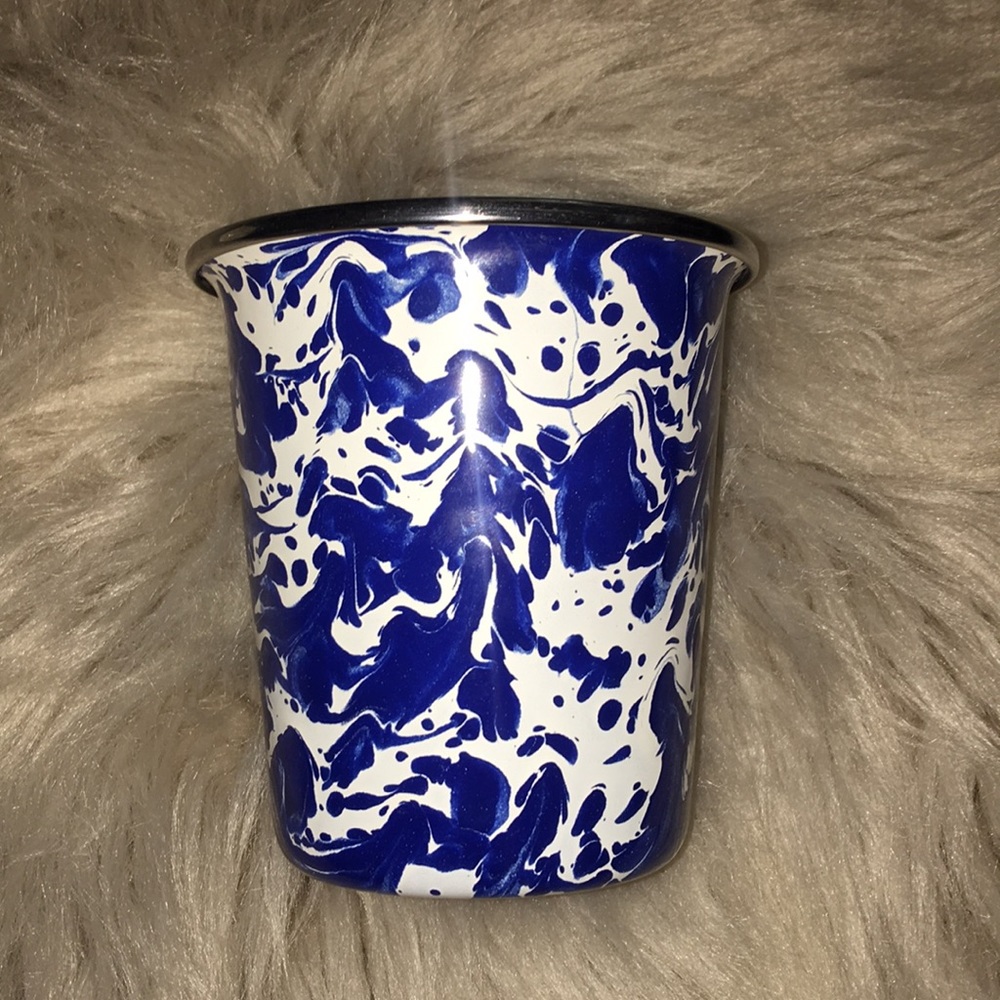 Makeup brush holder